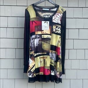 Deca Paris Graphic Long Sleeve Tunic Dress